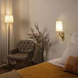 Aplice, corpuri de iluminat pentru pereti - Aplica perete cu reader LED design clasic REM auriu/alb