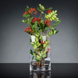 Aranjamente florale LUX - Aranjament floral mediu design LUX TEAR BERRIES