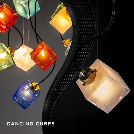 Pendule, Lustre suspendate - Pendul design LUX, cub din sticla suspendat personalizabil Dancing Cube