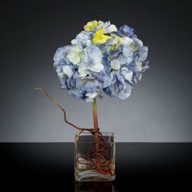 Aranjamente florale LUX - Aranjament floral mic decor festiv design LUX CUBO HYDRANGEA LIGHT BLUE