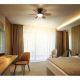 Lustre cu ventilator - Lustra LED cu Ventilator si telecomanda DELORES negru/ efect de lemn